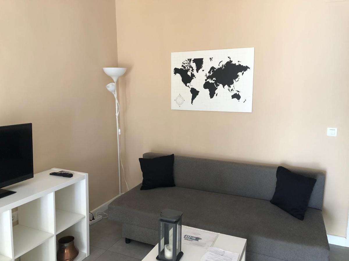 Damas 3 Apartment Caceres Bagian luar foto